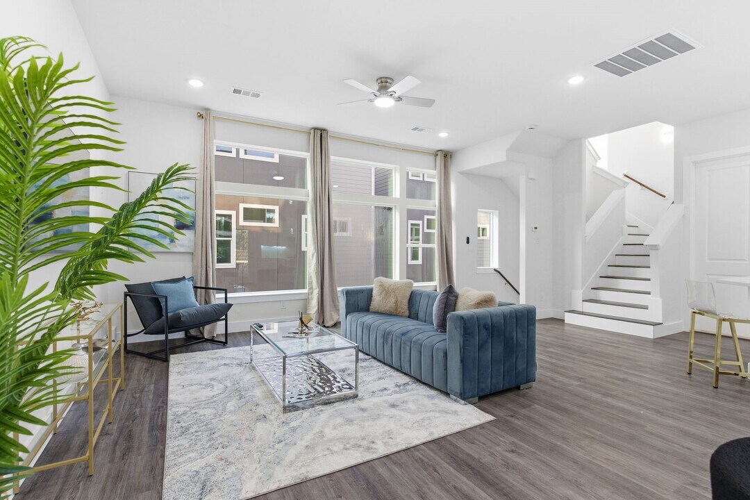 4015 Ward St in Houston, TX - Foto de edificio