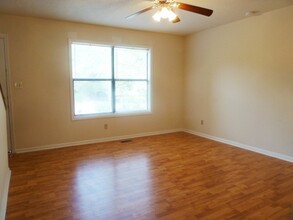 407 S Merritt Mill Rd in Chapel Hill, NC - Building Photo - Building Photo