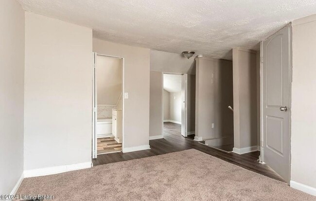 property at 3226 Grant Ave