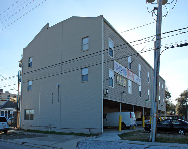 Lakeside Apartments in New Orleans, LA - Foto de edificio - Building Photo