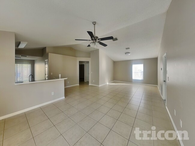 6612 Northhaven Ct in Riverview, FL - Building Photo - Building Photo