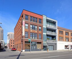 221-225 N 4th St in Columbus, OH - Building Photo