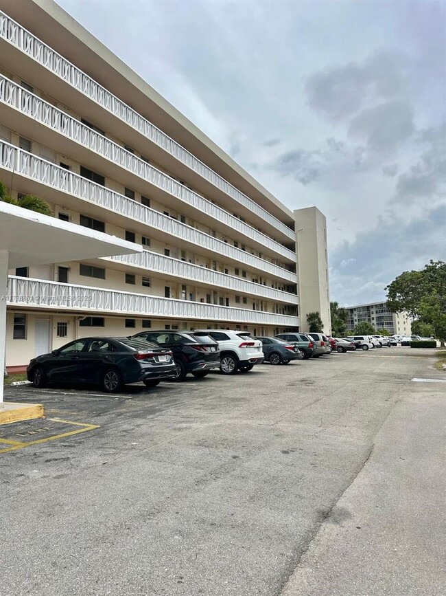 property at 2920 Point E Dr