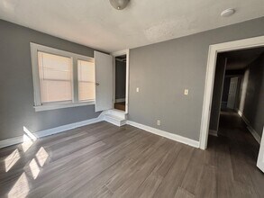 1091 S Champion Ave in Columbus, OH - Building Photo - Building Photo