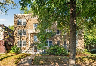 1949 Alfred Ave in St. Louis, MO - Building Photo - Building Photo