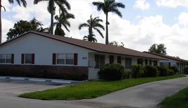 Palm King Apartments in Fort Lauderdale, FL - Foto de edificio - Building Photo