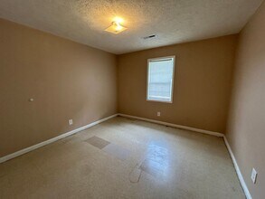 12 Tina Dr in Brownsville, TN - Building Photo - Building Photo