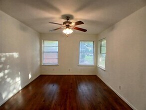 4918 Rockport Dr in Dallas, TX - Building Photo - Building Photo