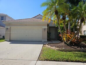 900 Savannah Falls Dr in Weston, FL - Building Photo - Building Photo