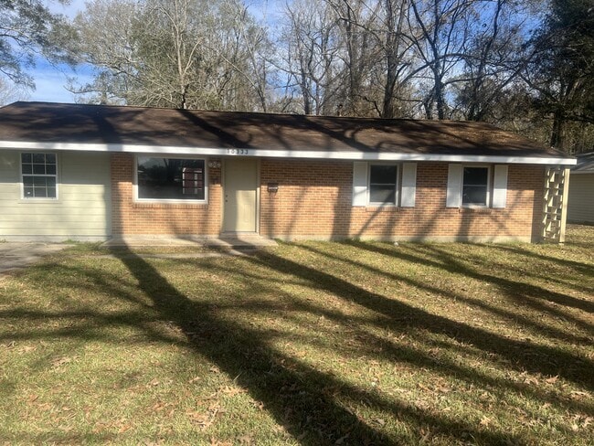 property at 3141 Joyce Dr