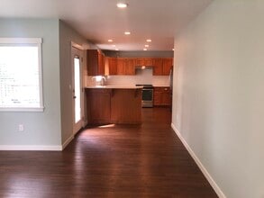 805 NW Fisk St, Unit 805 in Pullman, WA - Foto de edificio - Building Photo