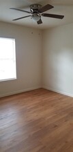 1311 W Pointe Pl in Lockhart, TX - Building Photo - Building Photo