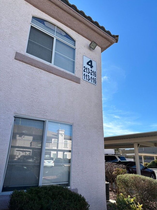 4555 E Sahara in Las Vegas, NV - Building Photo - Building Photo