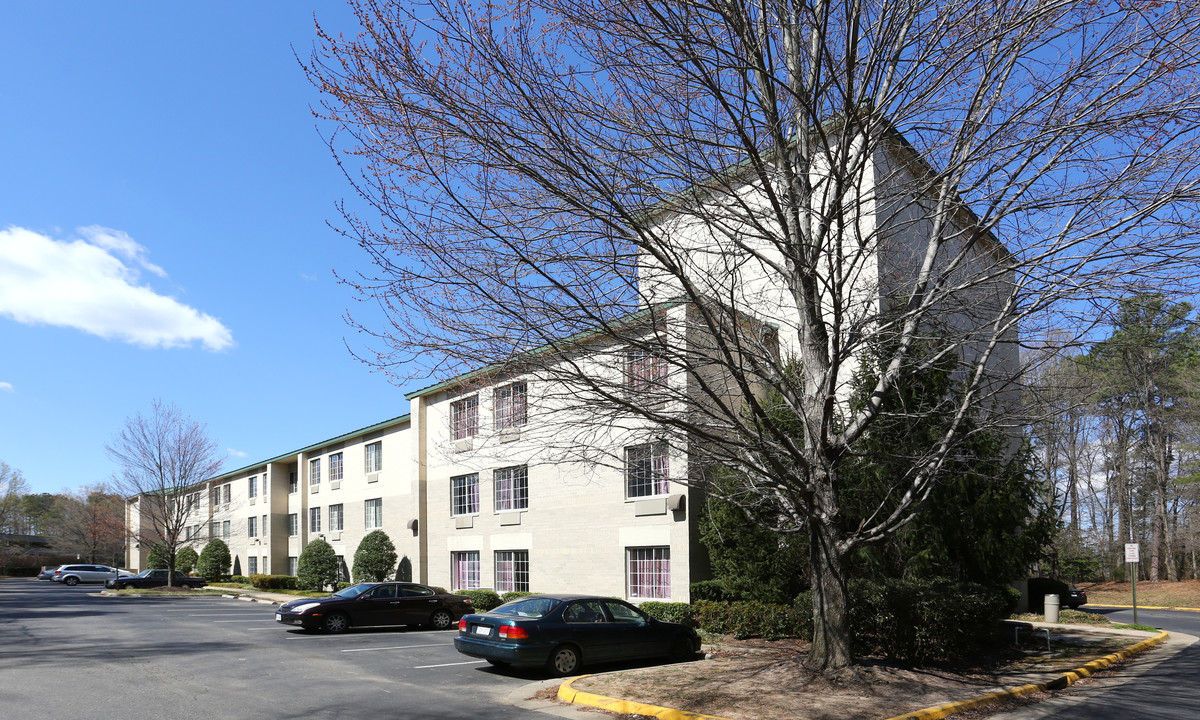 Extended Stay America in Richmond, VA - Building Photo