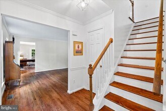 2085 Cobblestone Ln in Reston, VA - Building Photo - Building Photo