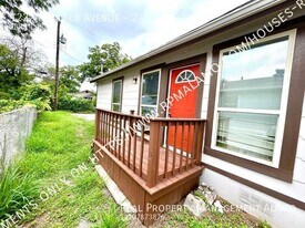 1222 Fenfield Ave in San Antonio, TX - Building Photo