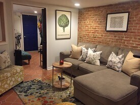 1012 Park Rd NW, Unit BASEMENT in Washington, DC - Building Photo