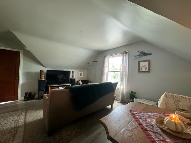 1403 Columbus Ave in Grand Haven, MI - Building Photo - Building Photo