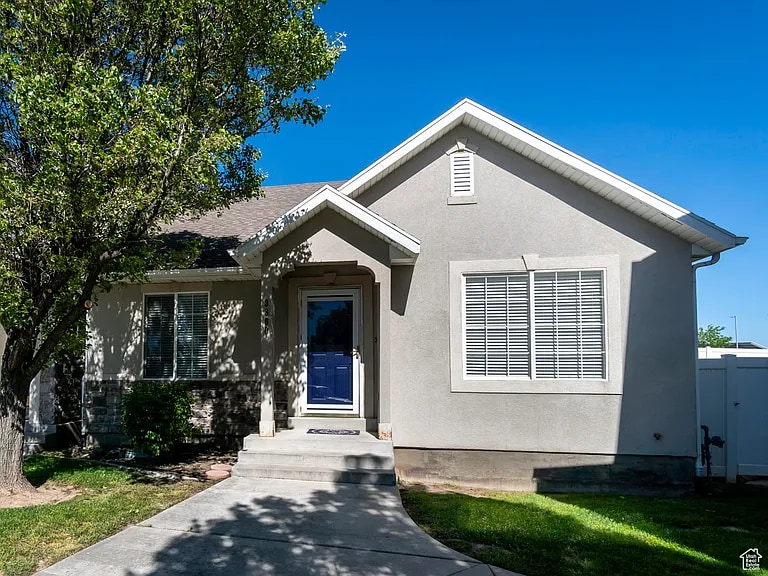3860 N Davencourt Loop in Lehi, UT - Foto de edificio