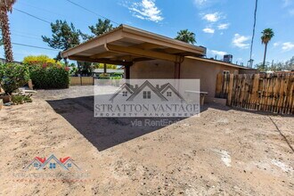 2204 West Campbell Ave in Phoenix, AZ - Building Photo - Building Photo