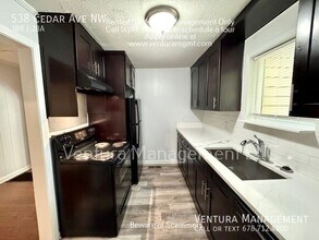 538 Cedar Ave NW in Atlanta, GA - Building Photo - Building Photo