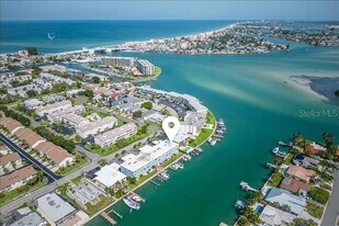 12405 3rd St E, Unit 201 in Treasure Island, FL - Building Photo