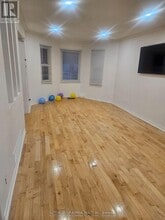 32 Magani Dr in Bradford West Gwillimbury, ON - Building Photo - Building Photo