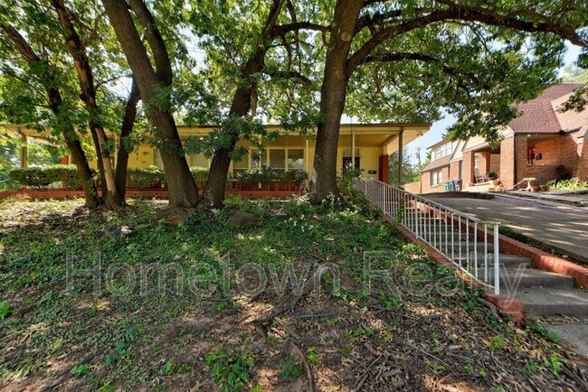 2004 NW 28th St in Oklahoma City, OK - Building Photo - Building Photo