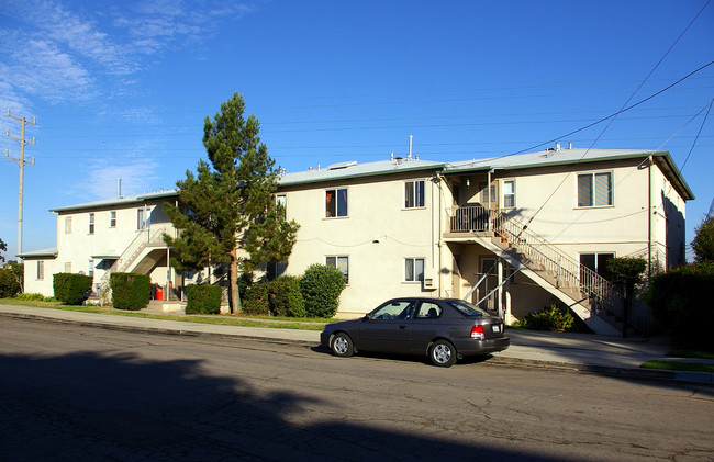 4449-4455 Illinois St in San Diego, CA - Building Photo - Building Photo