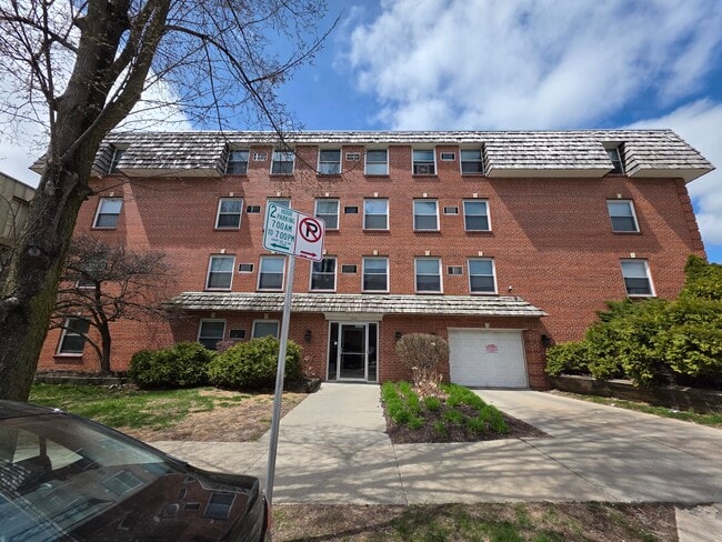3069 Oakland