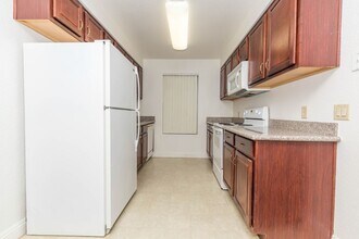 2606 S Durango Dr in Las Vegas, NV - Building Photo - Building Photo