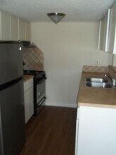4709 Harmon Ave in Austin, TX - Building Photo - Building Photo