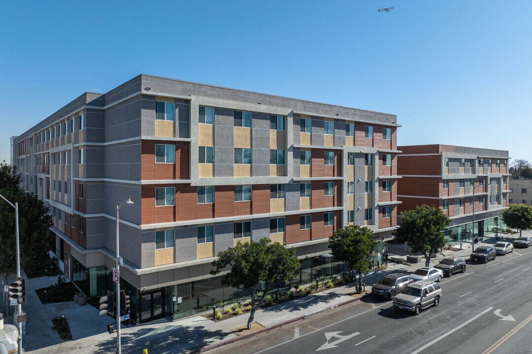 Ruth Teague Homes in Los Angeles, CA - Building Photo