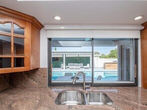 3740 N 53rd Ave in Hollywood, FL - Building Photo - Building Photo