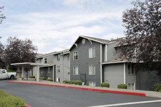 Troutdale Terrace in Troutdale, OR - Building Photo - Building Photo