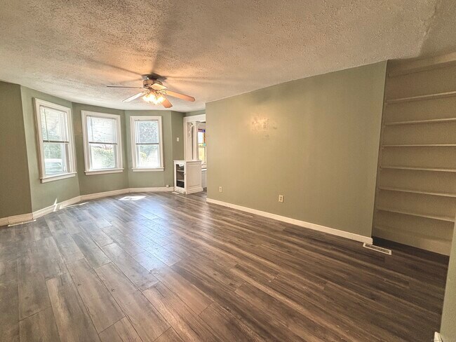 72 New Haven Ave in Derby, CT - Building Photo - Building Photo