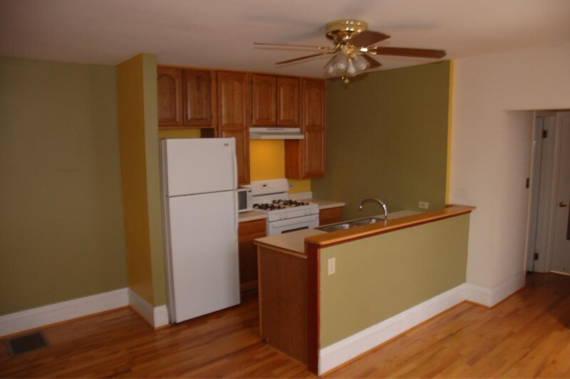 3 W Hollister St, Unit 1 in Cincinnati, OH - Foto de edificio