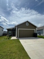 184 Agate Clf Dr in Maxwell, TX - Building Photo