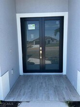 345 Diplomat Pkwy E in Cape Coral, FL - Building Photo - Building Photo