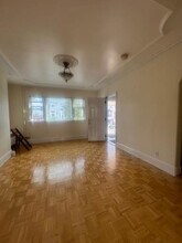 321 New York Ave in Jersey City, NJ - Building Photo - Building Photo