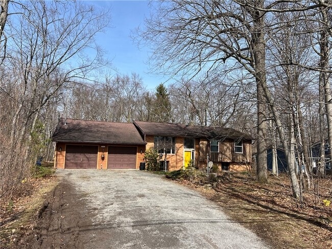 340 Campbell Rd in Brockport, NY - Foto de edificio - Building Photo