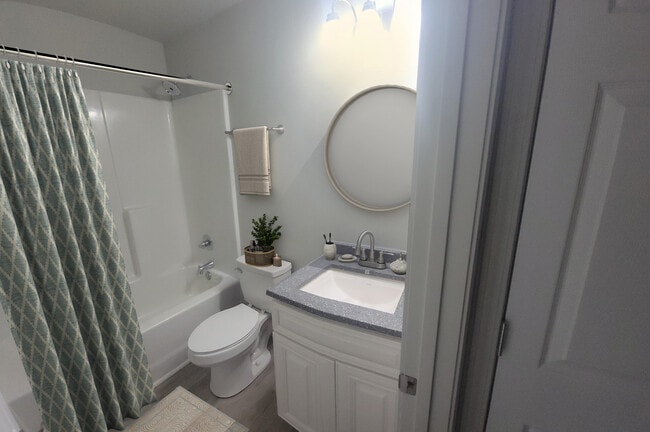 1006 Haley St, Unit 1006.5