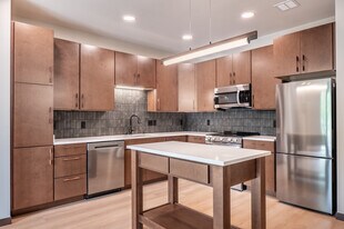 252 Dunning in Madison, WI - Building Photo