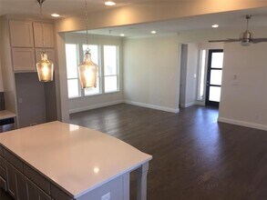 6824 Royal View Dr in McKinney, TX - Building Photo - Building Photo