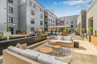 Lusso in Columbus, OH - Building Photo