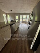 3181 Kings Glen Dr in Decatur, GA - Building Photo - Building Photo