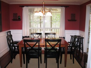 1377 Woodridge Dr in Knoxville, TN - Building Photo - Building Photo