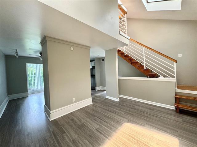 property at 4023 N Hall St