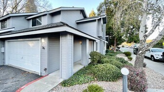 2221 King Ct in San Luis Obispo, CA - Building Photo