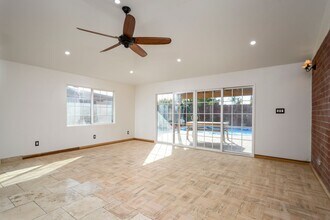 10436 Rose Hedge Dr in Whittier, CA - Building Photo - Building Photo